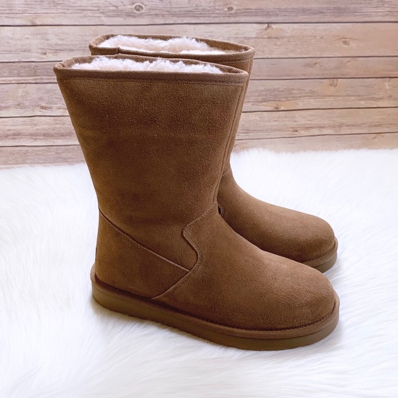 UGG Celvin Chestnut Suede Boots - Picture 1 of 8